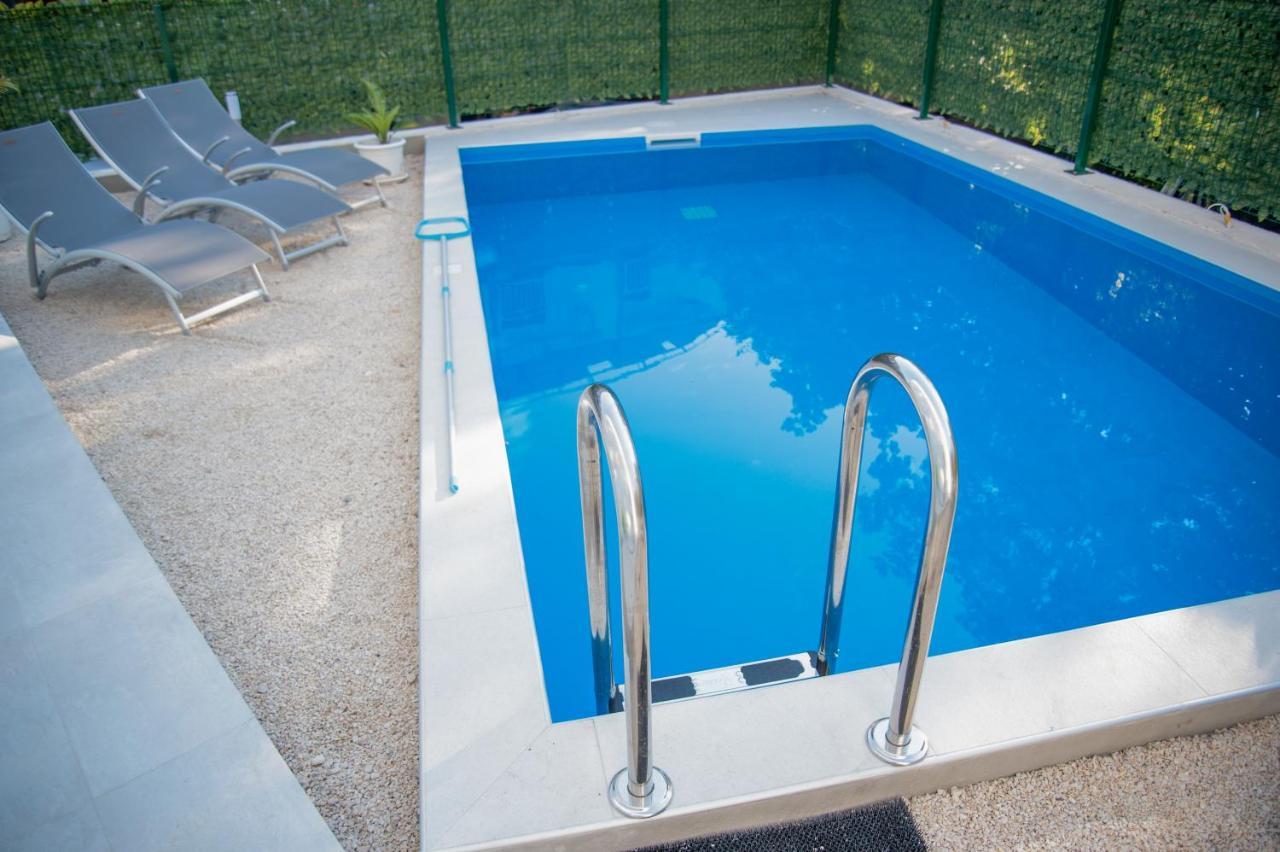 Soko Apartments Huoneistohotelli Soko Herceg Novi Ngoại thất bức ảnh
